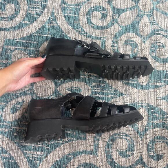 Free People Black Leather Fisherman Platform Sandals - Size 9.5 - Picture 4 of 8